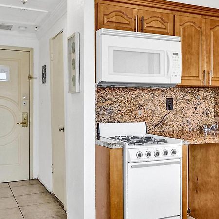 Beach Front Suite At Hollywood Beach Resort, Direct Beach Access, Swimming Pool Exterior photo